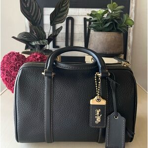 Like New Coach Ruby Satchel 25